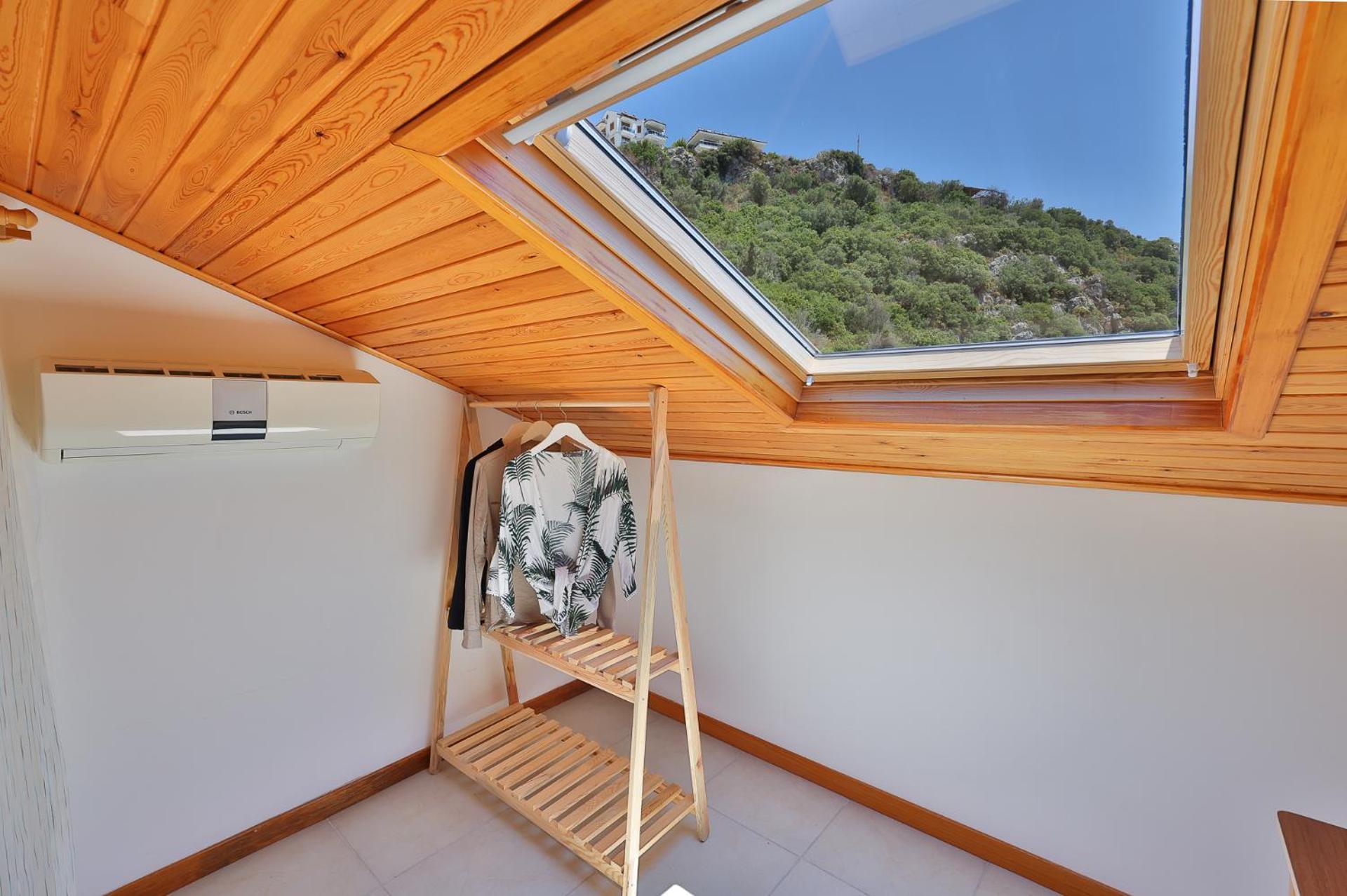 Apollo Apart Kaş Luaran gambar